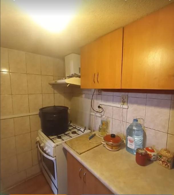 Дом, 4-кімн., Харьков, Жихарь