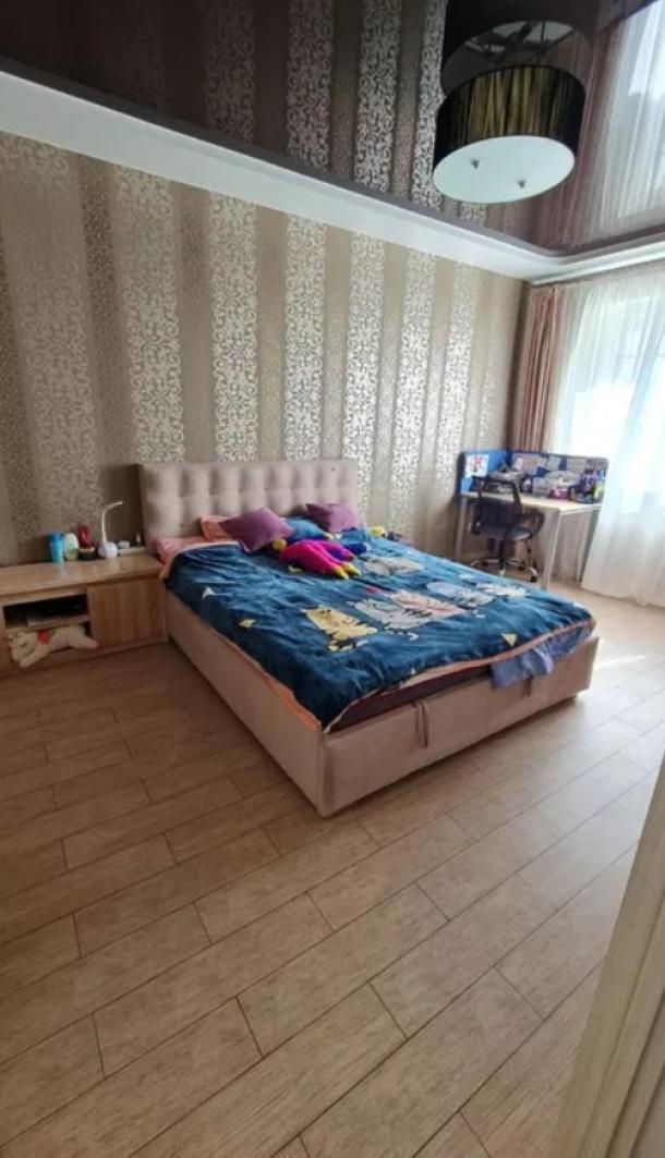 Дом, 4-кімн., Рогань, Харьковский район
