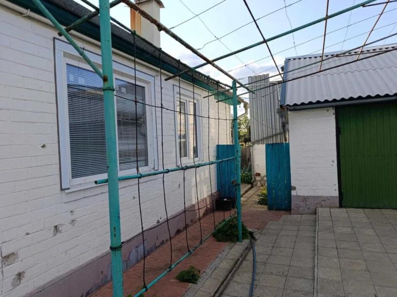 Дом, 5-кімн., Коробочкино, Чугуевский район