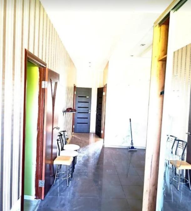 Дом, 6-кімн., Харьков, Песочин