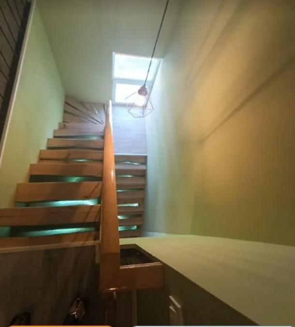 Дом, 6-кімн., Харьков, Песочин