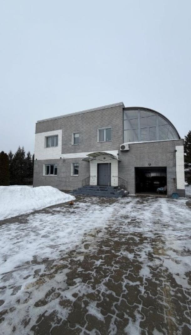 Дом, 7-кімн., Харьков, Восточный