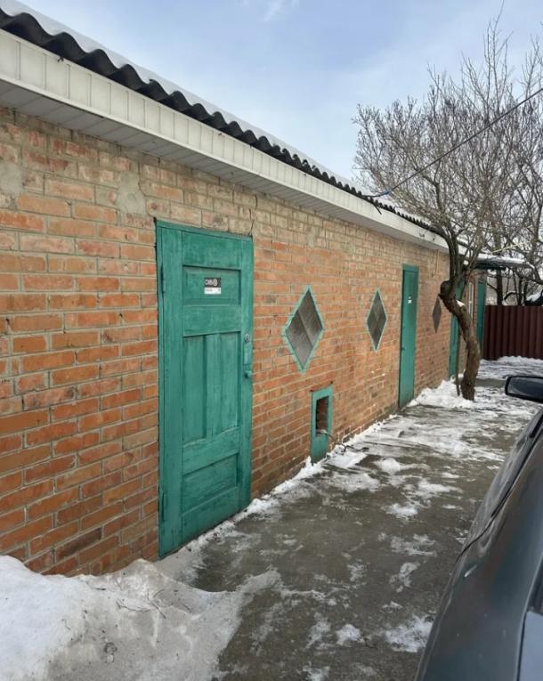 Дом, 3-кімн., Люботин, Харьковский район