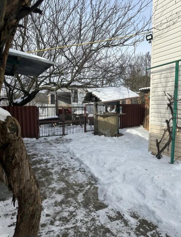 Дом, 3-кімн., Люботин, Харьковский район