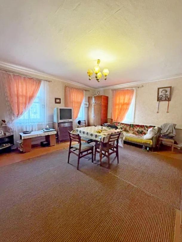 Дом, 4-кімн., Харьков, Одесская