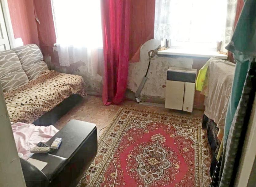 Дом, 4-кімн., Люботин, Харьковский район