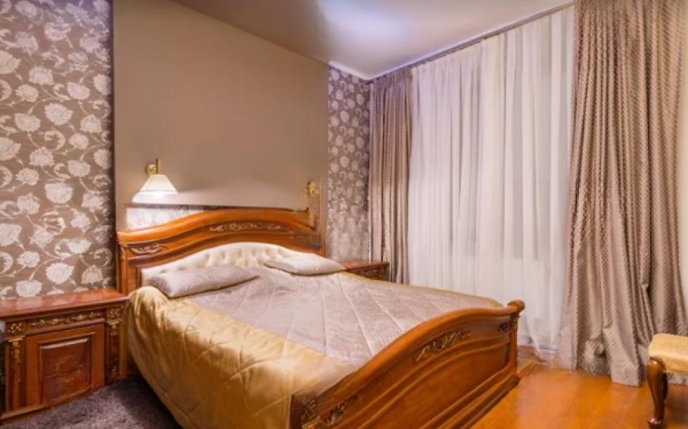 Дом, 5-кімн., Харьков, Алексеевка