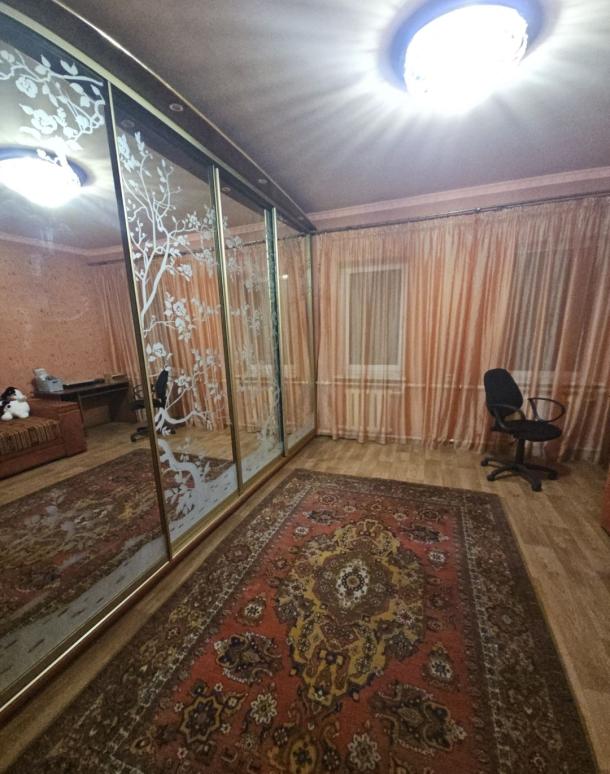 Дом, 4-кімн., Дергачи, Харьковский район