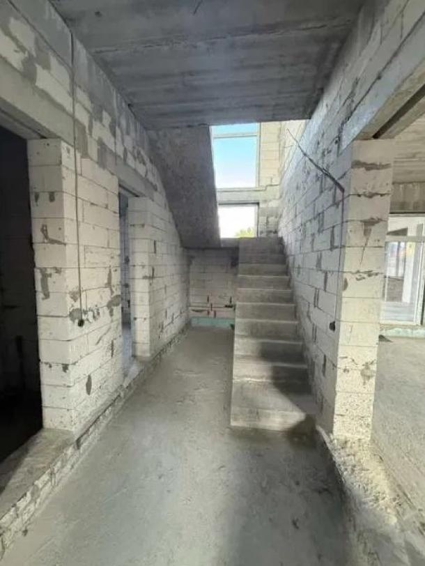 Дом, 4-кімн., Харьков, Павленки