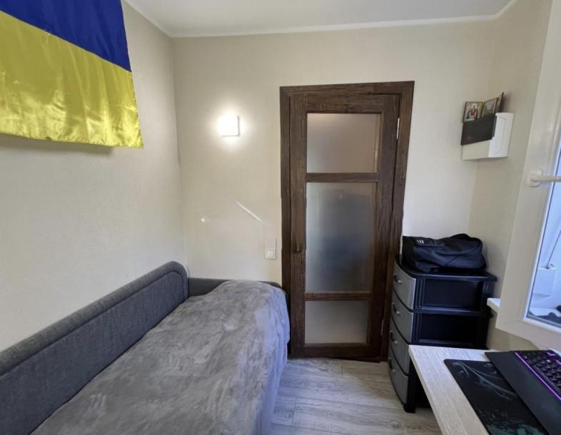 Дом, 3-кімн., Харьков, Холодная Гора