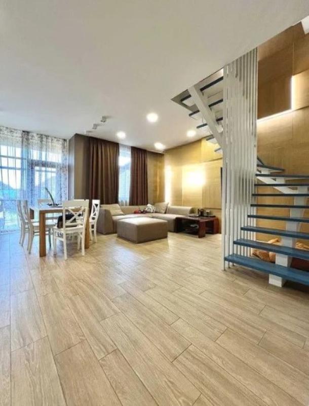 Таунхаус, 5-кімн., Харьков, Холодная Гора