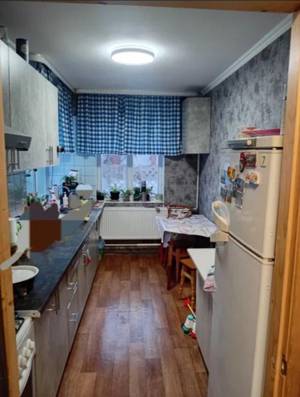 Дом, 3-кімн., Люботин, Харьковский район