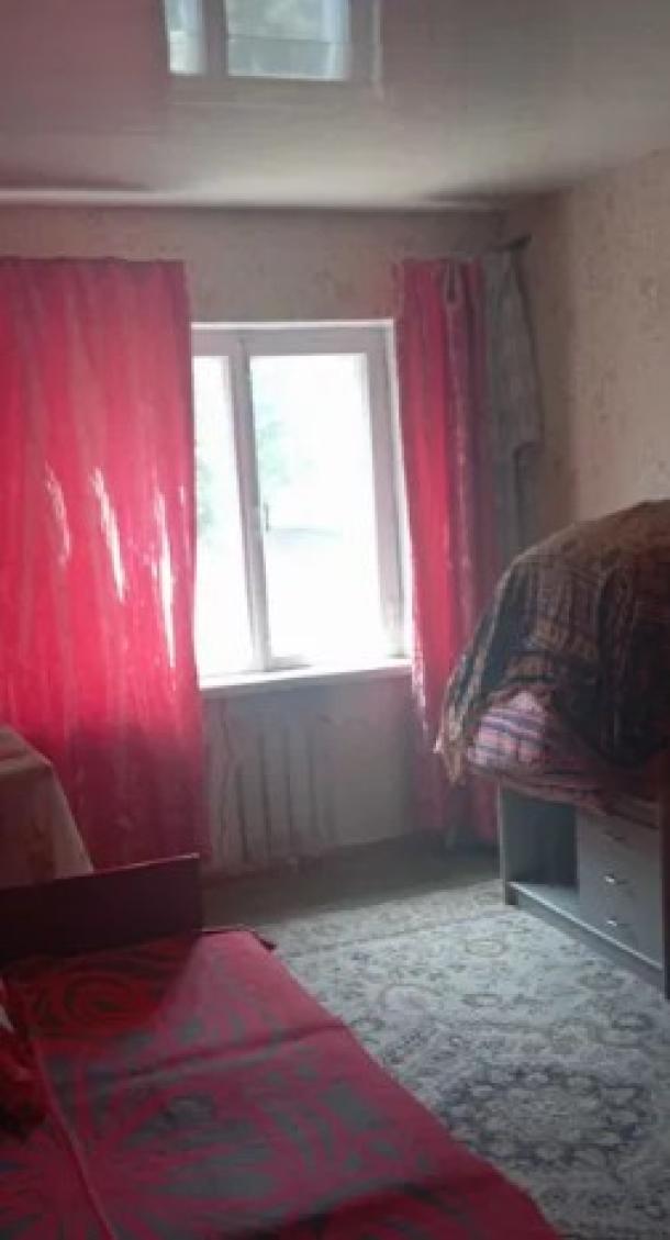 Дом, 3-кімн., Харьков, Завод Шевченко