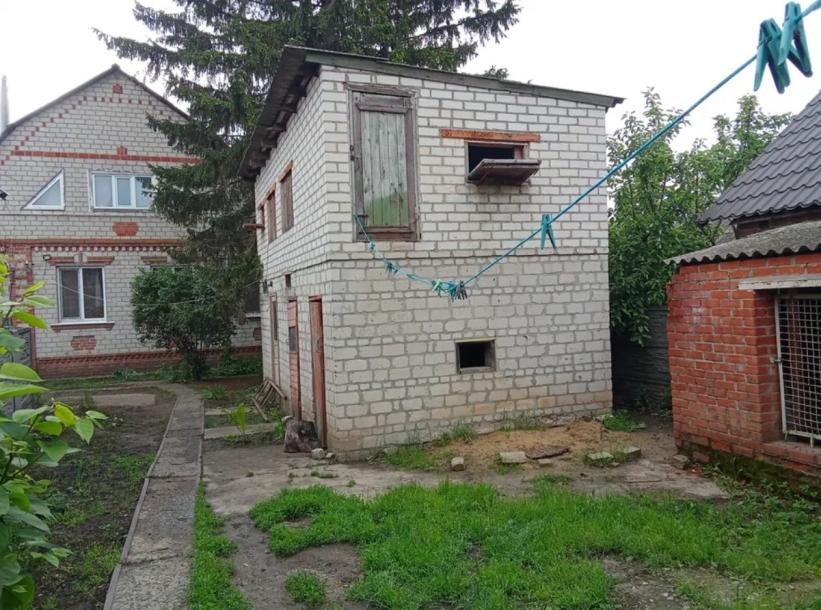 Дом, 6-кімн., Новая Водолага, Харьковский район