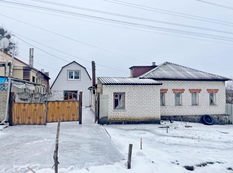 Дом, 3-кімн., Валки, Богодуховский район