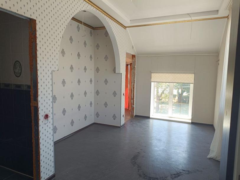 Дом, 4-кімн., Чугуев, Чугуевский район