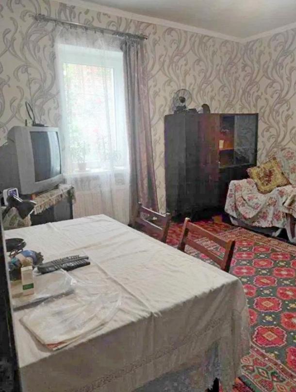 Дом, 2-кімн., Харьков, Алексеевка