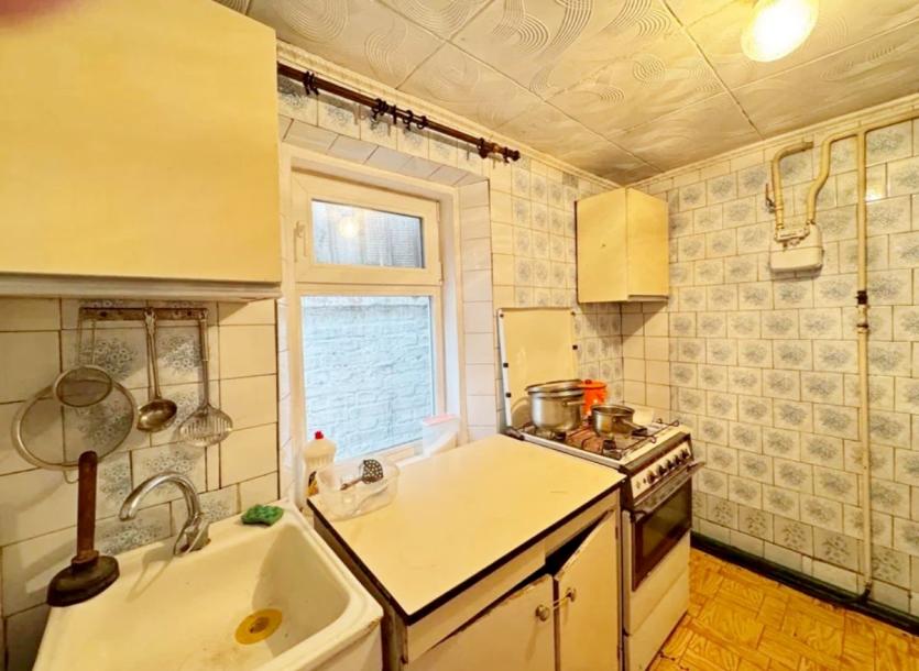 Дом, 3-кімн., Харьков, Одесская