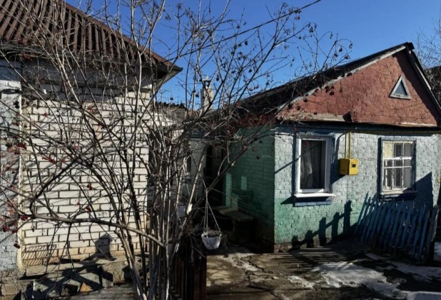 Дом, 3-кімн., Люботин, Харьковский район