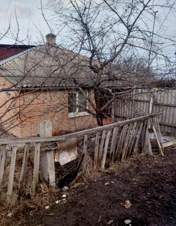 Дом, 1-кімн., Люботин, Харьковский район