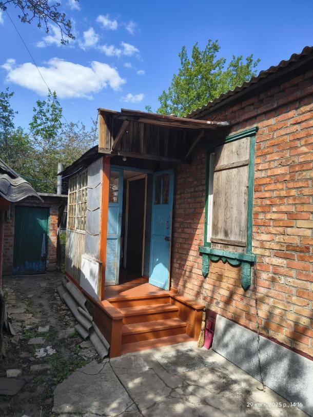 Дом, 3-кімн., Чугуев, Чугуевский район