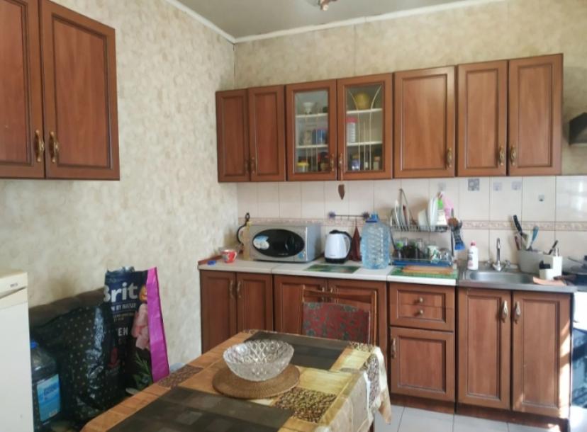 Дом, 3-кімн., Люботин, Харьковский район