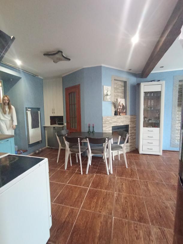 Дом, 5-кімн., Харьков, Жихарь