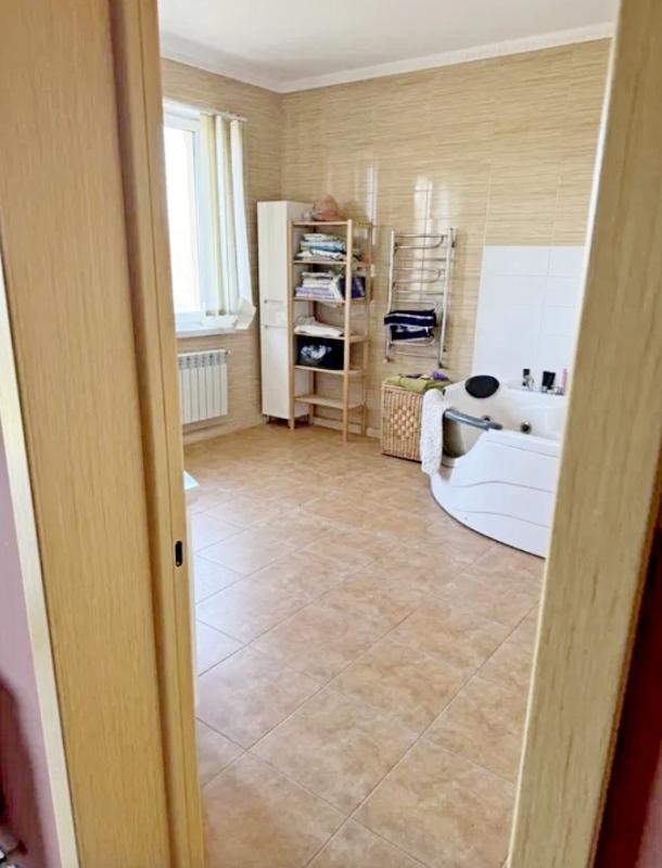 Дом, 4-кімн., Дергачи, Харьковский район