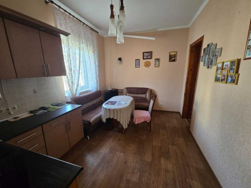 Дом, 4-кімн., Чугуев, Чугуевский район