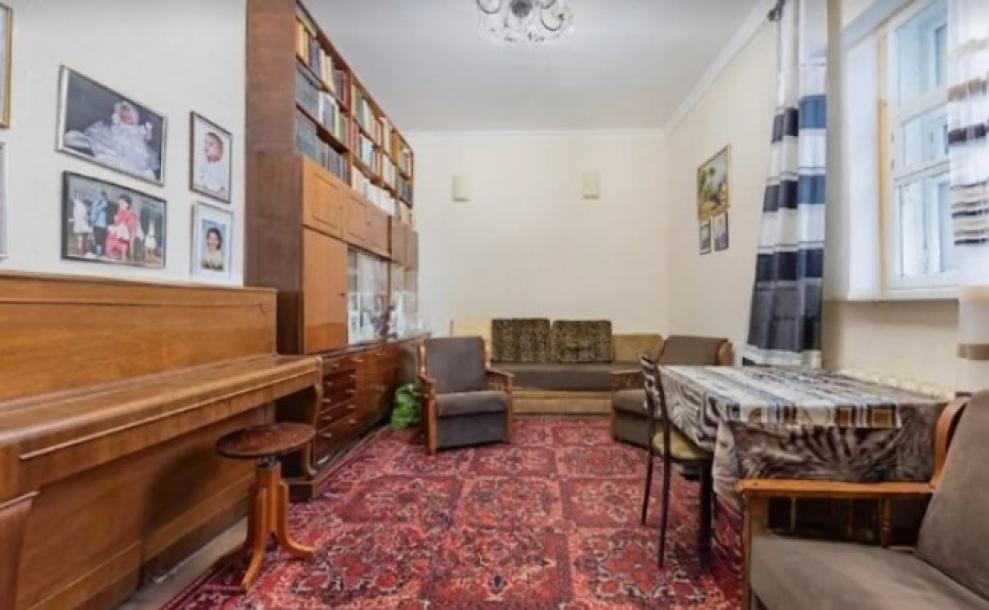 Дом, 2-кімн., Харьков, Защитников Украины метро