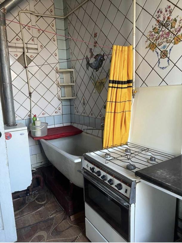 Дом, 3-кімн., Харьков, Южный Вокзал