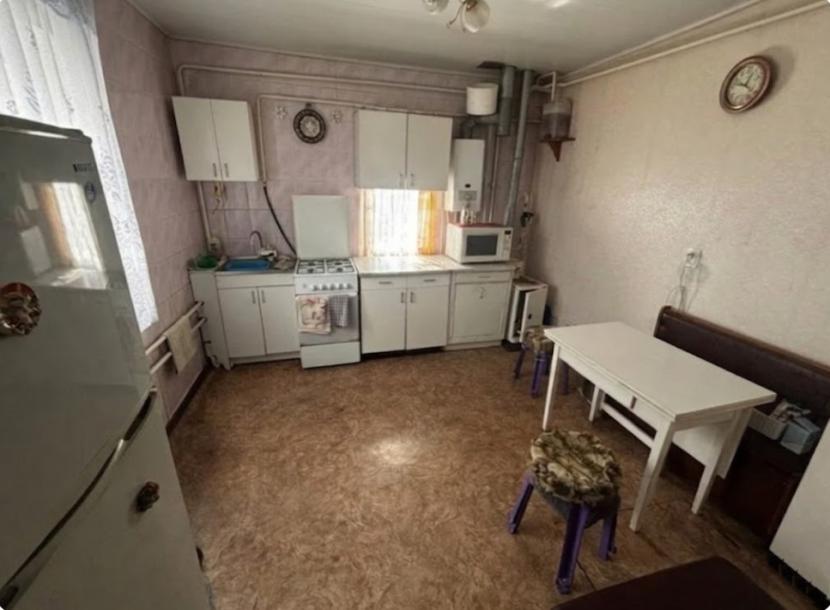 Дом, 4-кімн., Борки(Змиев), Чугуевский район