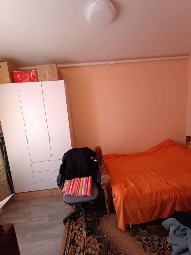 Дом, 5-кімн., Печенеги, Чугуевский район