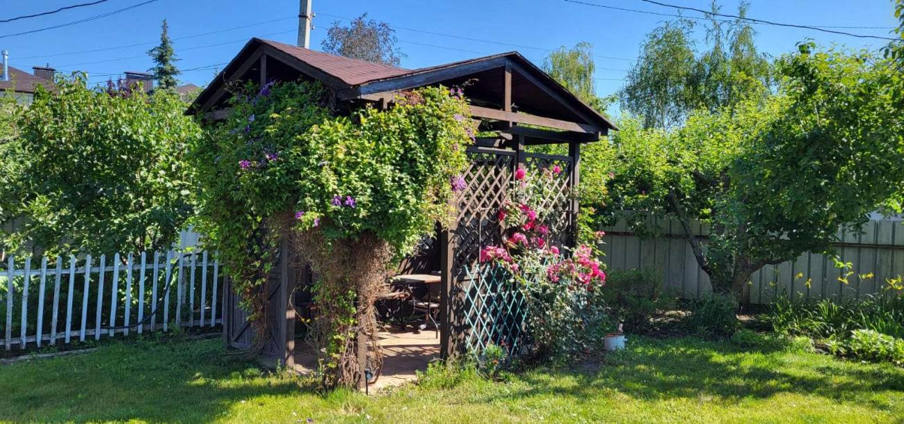 Дом, 5-кімн., Харьков, Павленки