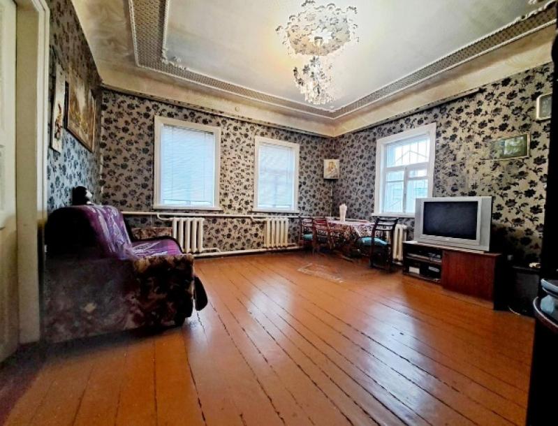 Дом, 4-кімн., Харьков, Новозападный