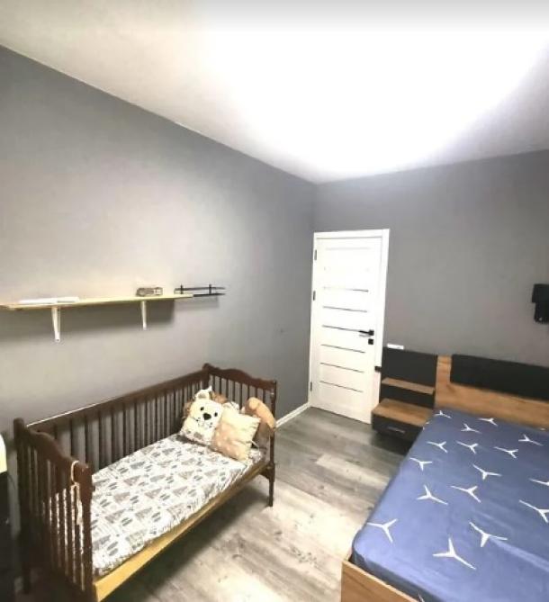 Дом на 2 входа, 6-кімн., Харьков, Ледное