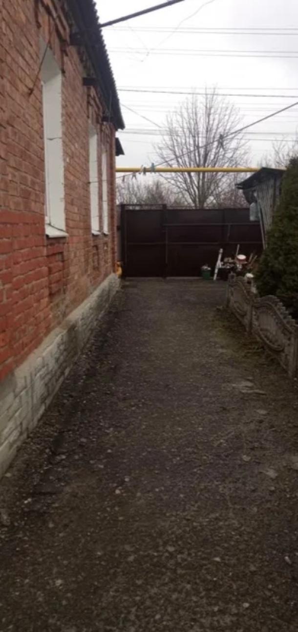 Дом на 2 входа, 6-кімн., Харьков, Жихарь