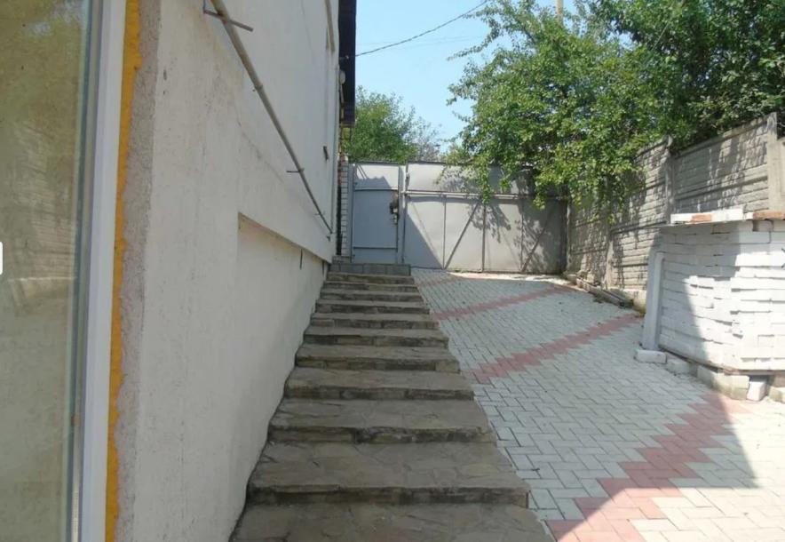 Дом, 5-кімн., Мерефа, Харьковский район