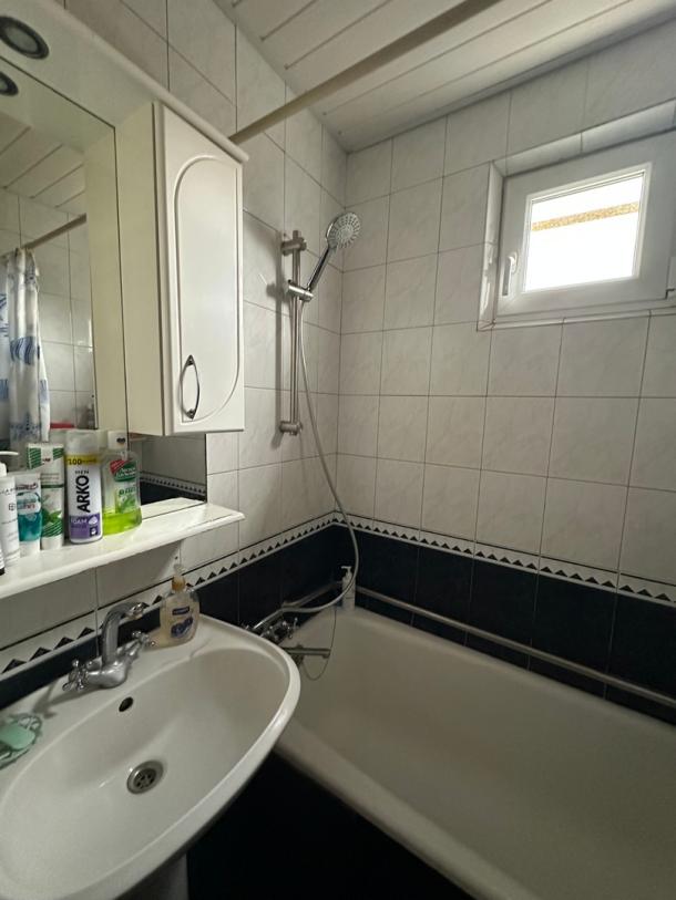 Дом, 4-кімн., Рогань, Харьковский район