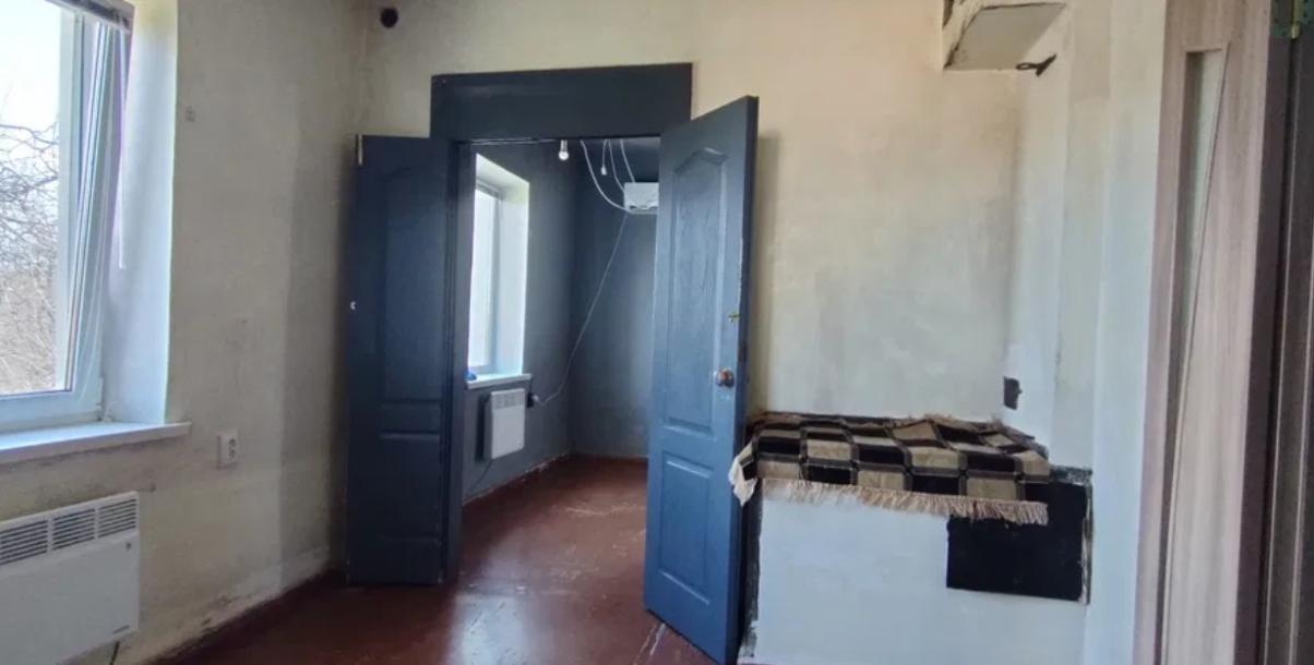 Дом, 3-кімн., Люботин, Харьковский район