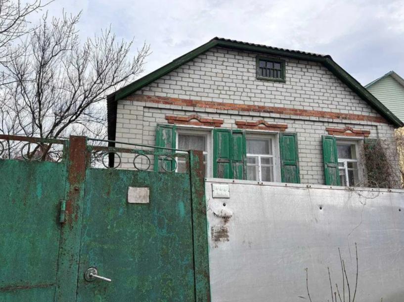 Дом, 4-кімн., Харьков, Жихарь