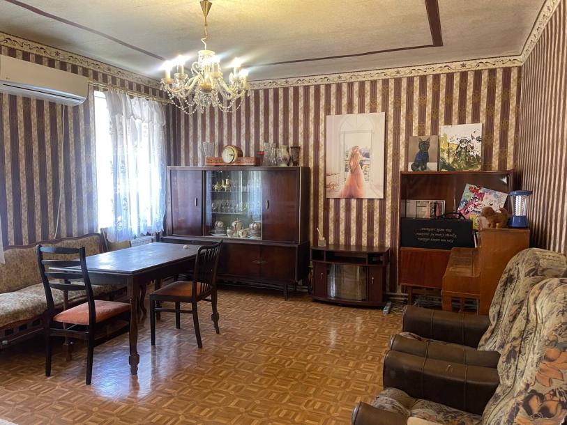 Дом, 4-кімн., Харьков, Холодная Гора