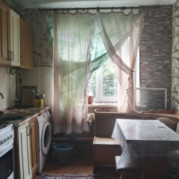 Дом, 3-кімн., Мерефа, Харьковский район