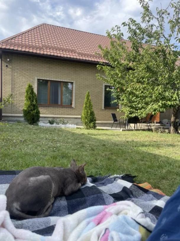 Дом, 5-кімн., Харьков, Песочин