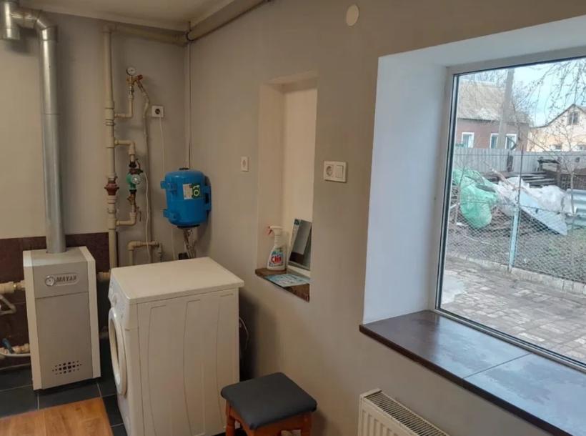 Дом, 5-кімн., Мерефа, Харьковский район