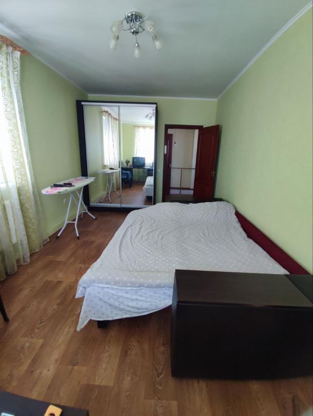 Дом, 3-кімн., Харьков, Кулиничи