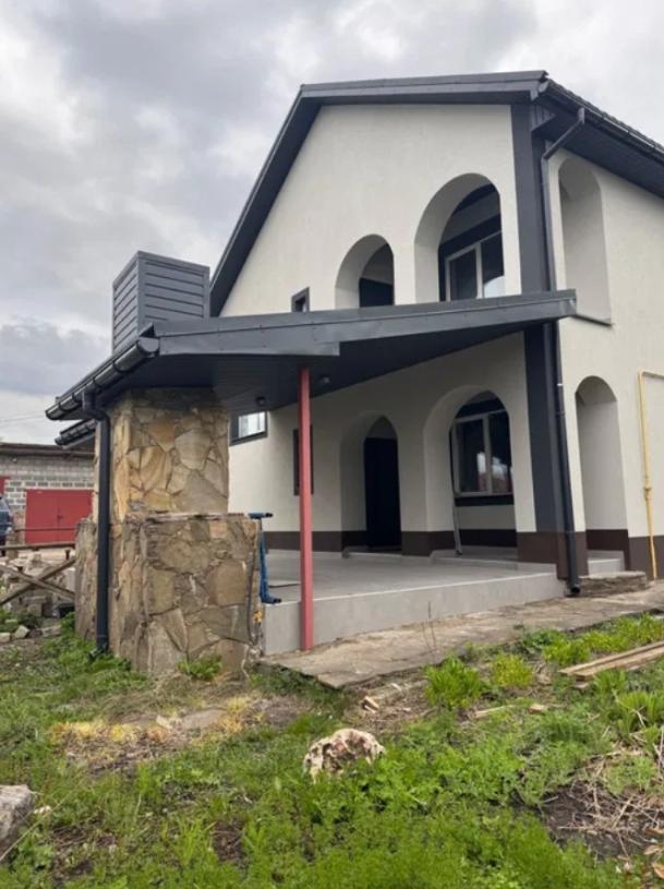 Дом, 5-кімн., Харьков, Песочин