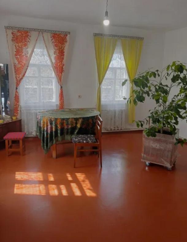 Дом, 3-кімн., Харьков, Восточный