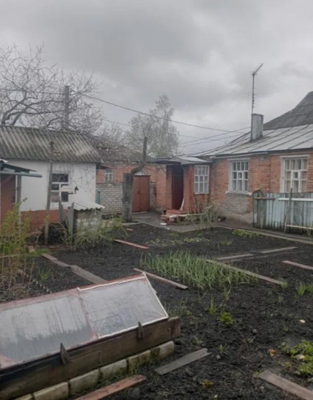 Дом, 3-кімн., Харьков, Восточный