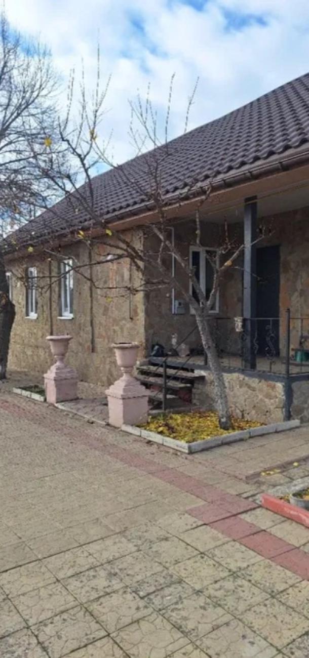 Дом на 2 входа, 6-кімн., Подворки, Харьковский район